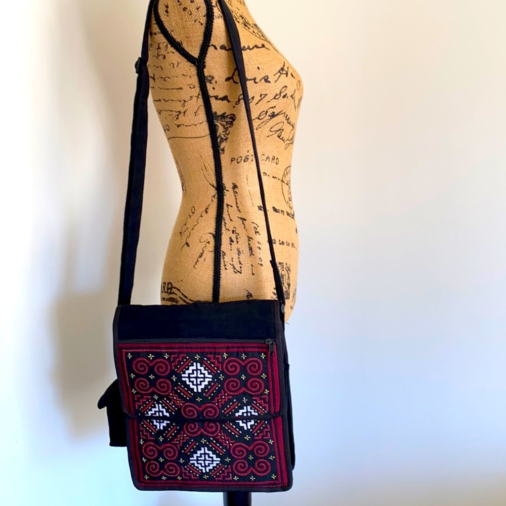 Fabric Travel Organizer Crossbody Bag Black Purse